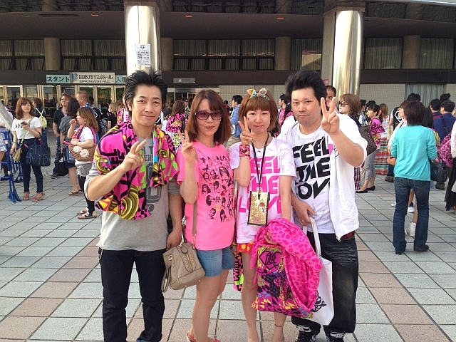 https://avex.jp/ayu/feelthelove_blog/2014/06/01/0531_Y_10.JPG