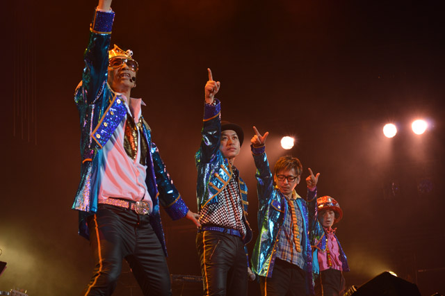 https://avex.jp/t-pistonz/news/2013/03/22/TPK_3_9_photo_10.JPG