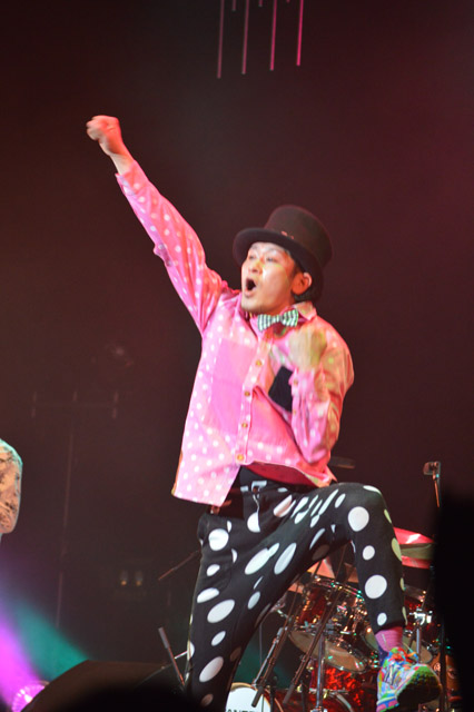 https://avex.jp/t-pistonz/news/2013/03/22/TPK_3_9_photo_22.JPG