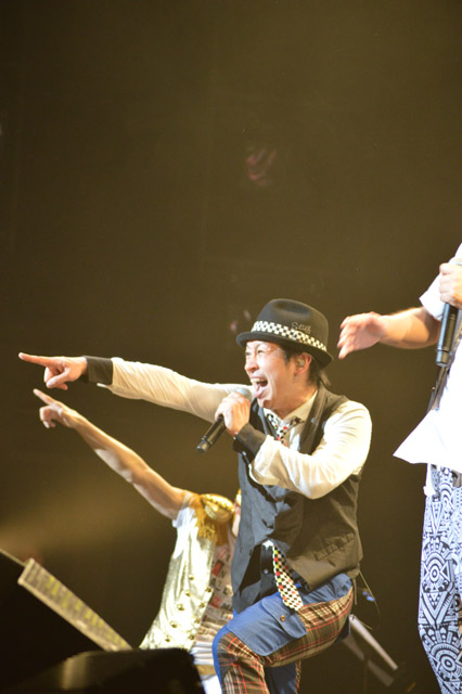 https://avex.jp/t-pistonz/news/2013/03/22/TPK_3_9_photo_24.JPG