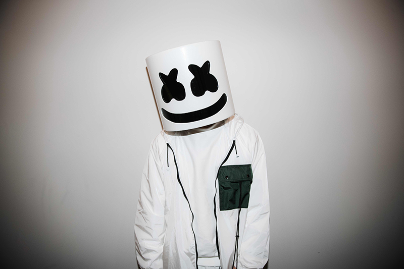 今、世界を最も熱狂させている覆面”、Marshmello（マシュメロ）のLINE