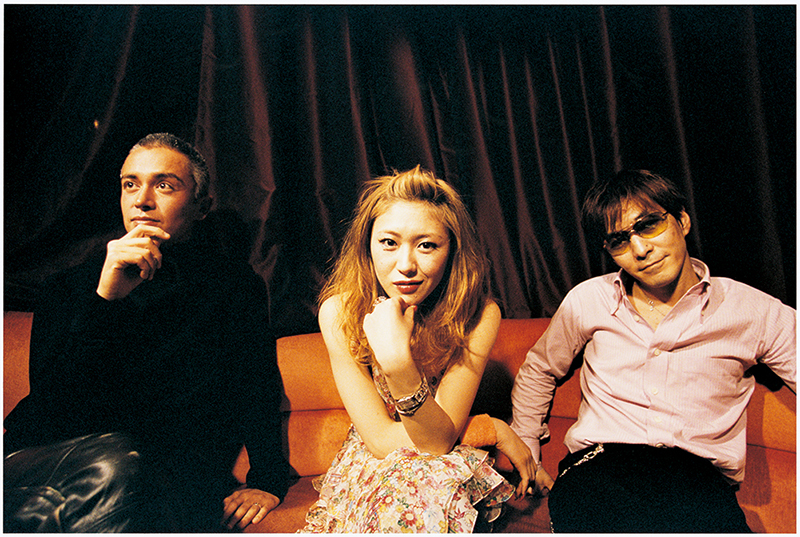 globe 10000 DAYS(AL12枚組+Blu-ray4枚組) Amazon.co.jp: 10000